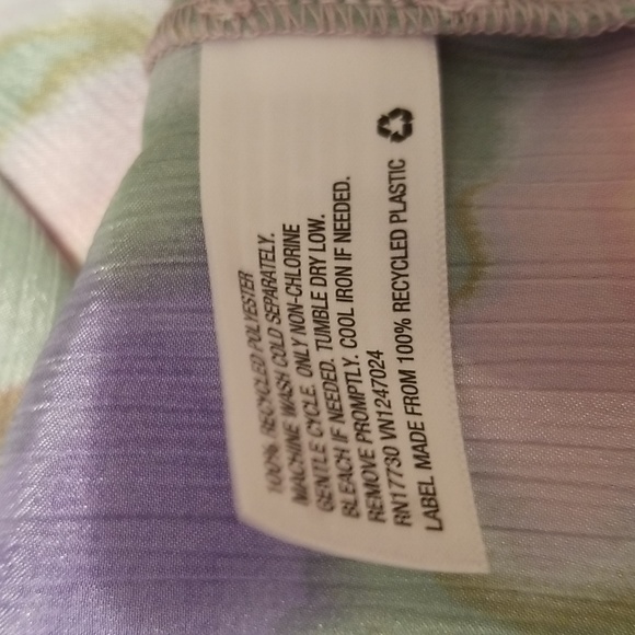 Future collective women's skirt Marbled Silk curved hem size 20 midi length New - Picture 8 of 8